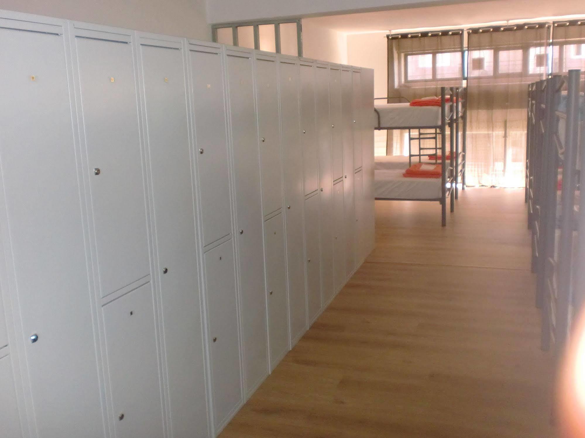 Albergue Monterrey Σαντιάγο ντε Κομποστέλα Εξωτερικό φωτογραφία